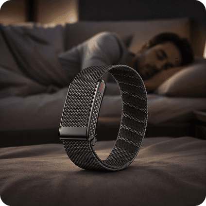 TW Pro Red — lifestyle shot 2